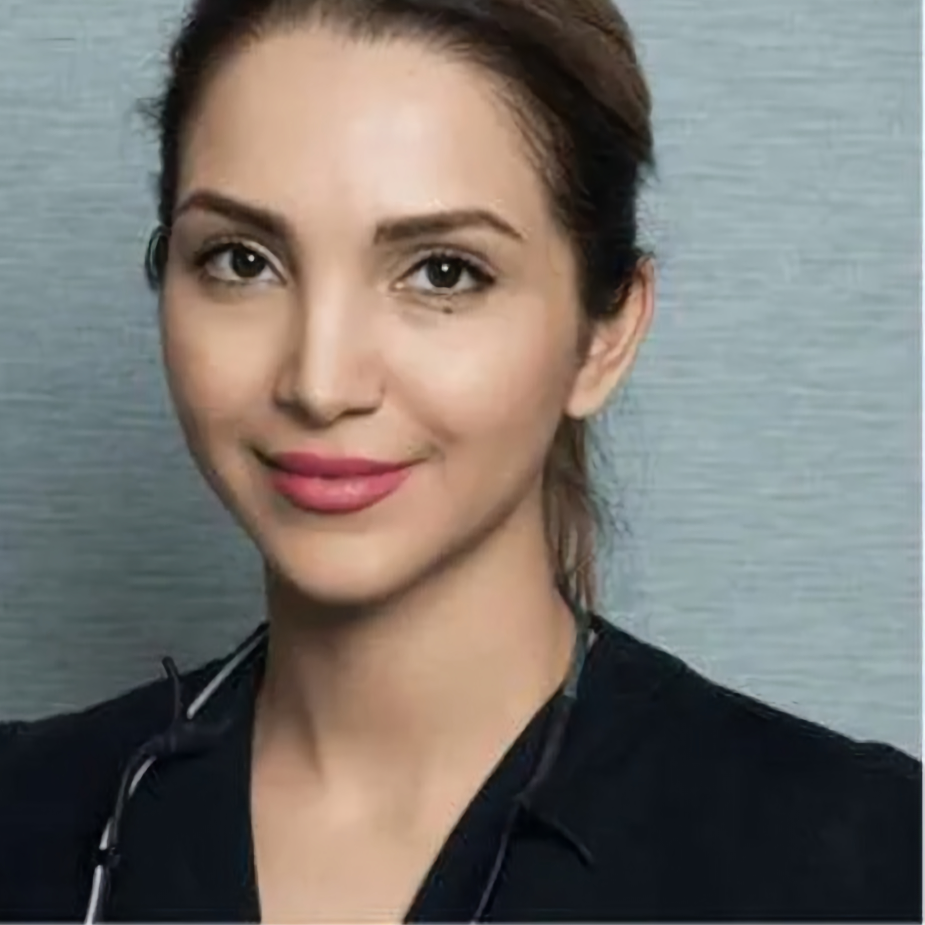 Dr. Mona Reza